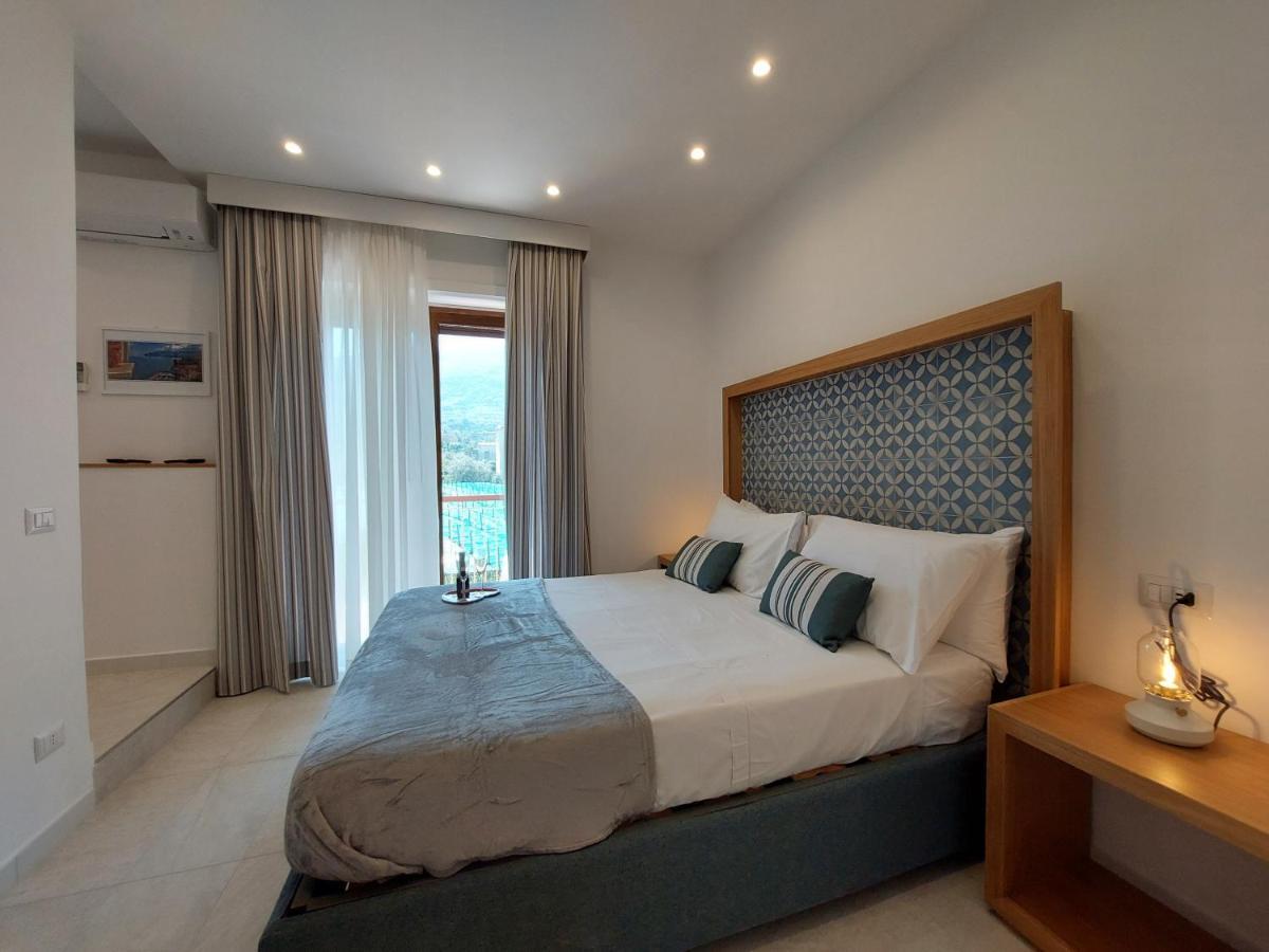 Mistral Luxury Suites Sorrento Exterior photo