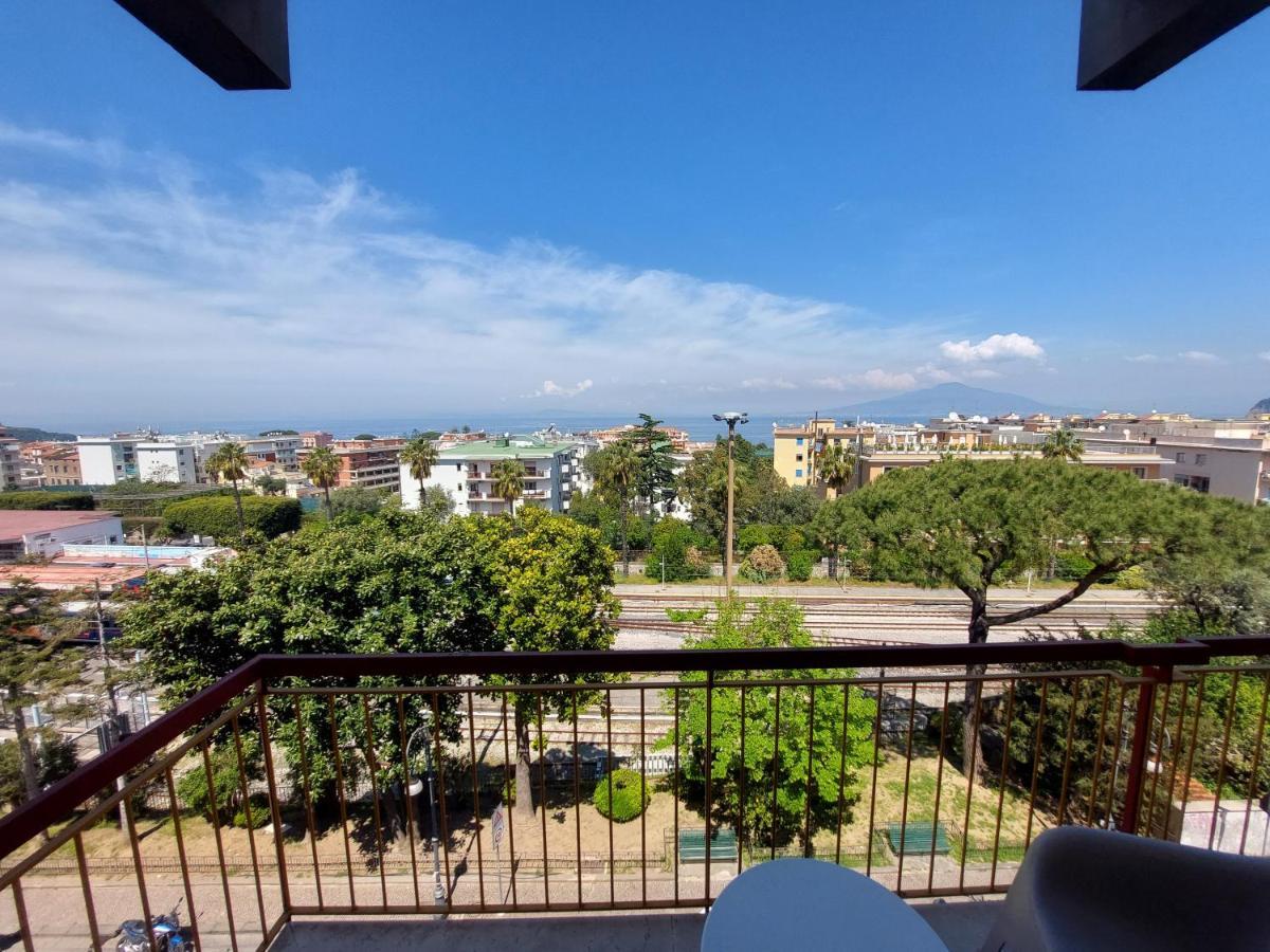 Mistral Luxury Suites Sorrento Exterior photo