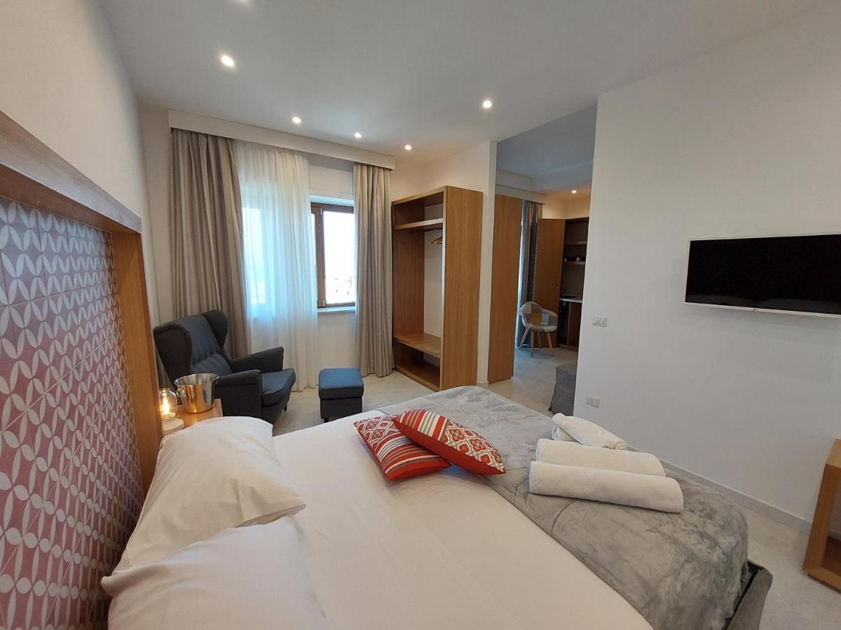 Mistral Luxury Suites Sorrento Exterior photo