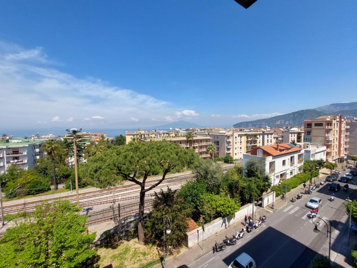Mistral Luxury Suites Sorrento Exterior photo